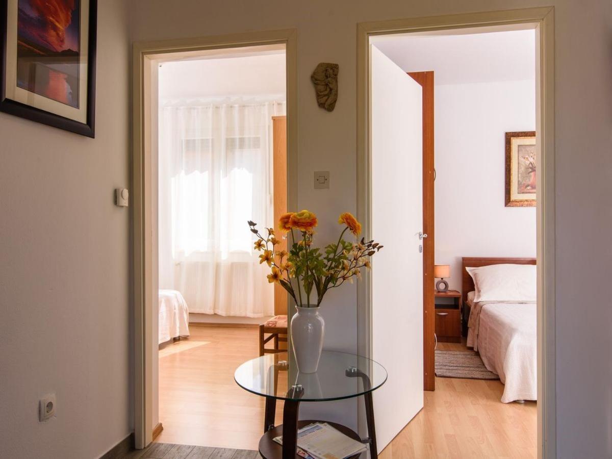 Apartments Beba - Peaceful Location Trogir Ngoại thất bức ảnh
